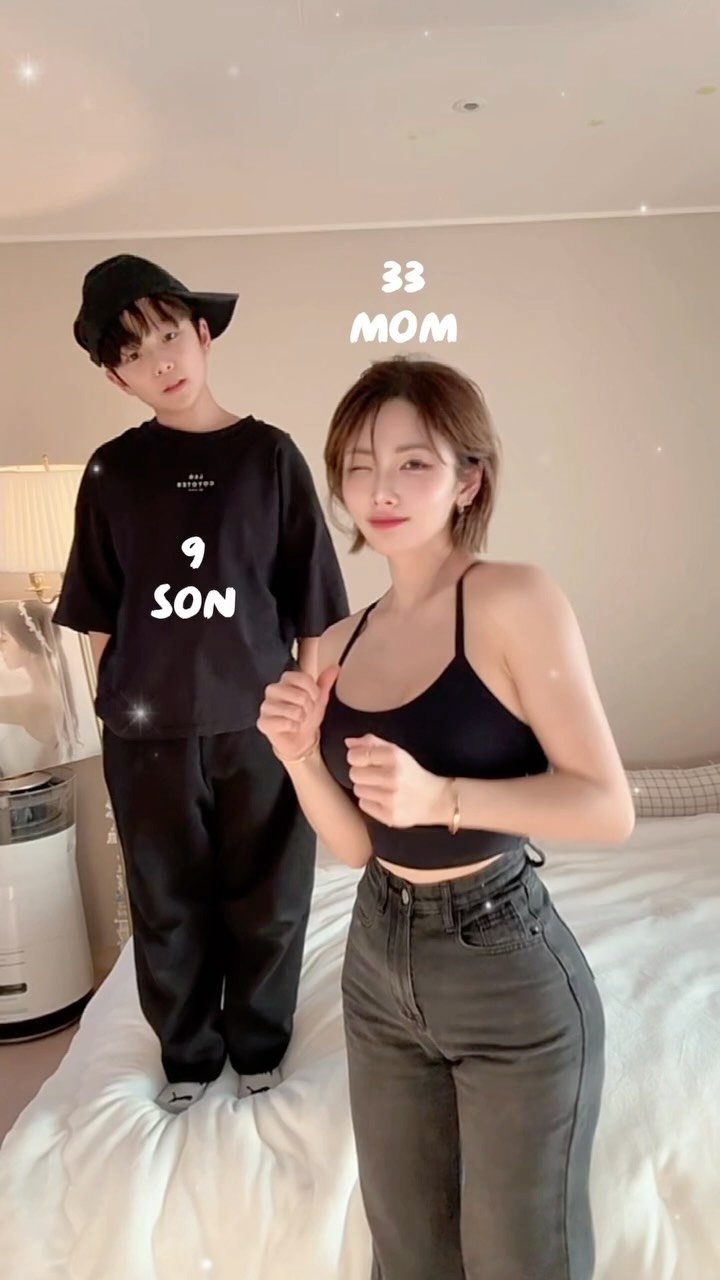 _lablanc 게시물 이미지: 초4학년이 되면 엄마랑..

안놀아줍니다

어릴때 많이 많이 놀아주세요🤣🩷
그래도...