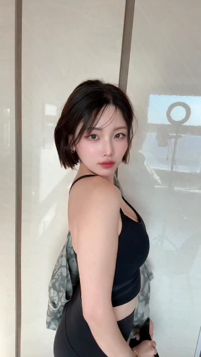 _lablanc 게시물 이미지: 남자들의 취향은 세가지로 나눠져
너의 스타일은 뭐야?