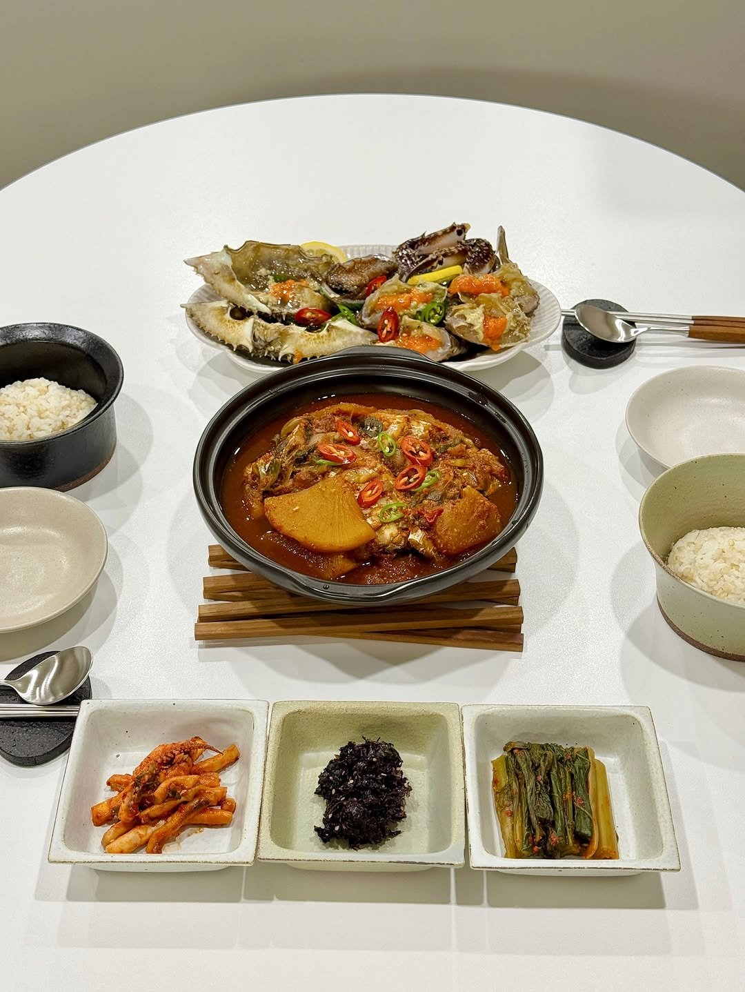 _laon.table_ 게시물 이미지: 「오늘의 집밥, 서른여섯 번째 기록」

⠀⠀⠀⠀⠀⠀⠀⠀⠀⠀
• 간장게장...