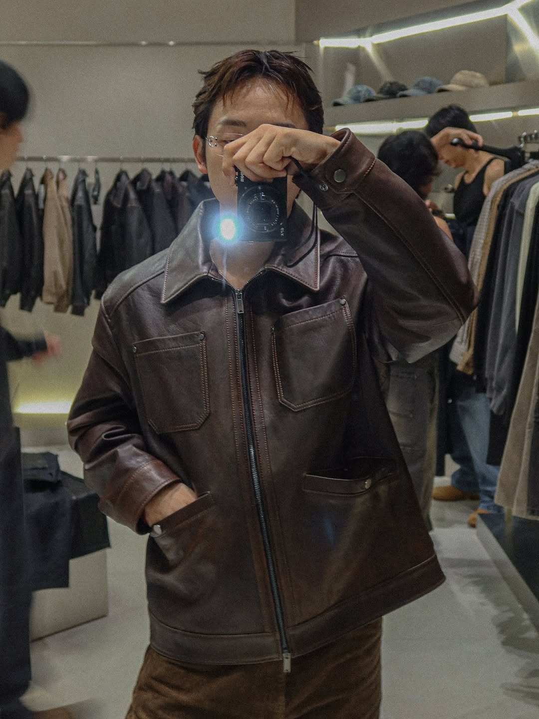 Photo shared by LeeJunHyuck on September 20, 2025 tagging @ungimmick_official. May be an image of 1 person, overcoat, goosedown coat and duffle coat.