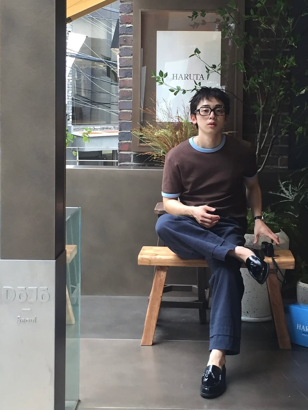 Photo shared by LeeJunHyuck on August 29, 2025 tagging @harutashoes_korea. May be an image of 1 person, wingtip shoes, eyewear and cornflower.