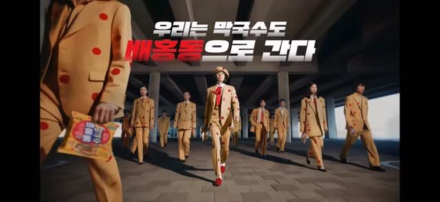 _lee_ju_eun_ 게시물 이미지: Main model & sub model styling 🤎❤️
옷이 엄청 많았던 날...