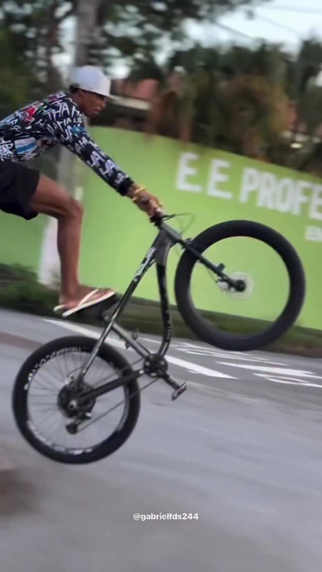 _leoevolved 게시물 이미지: 😱😱😱