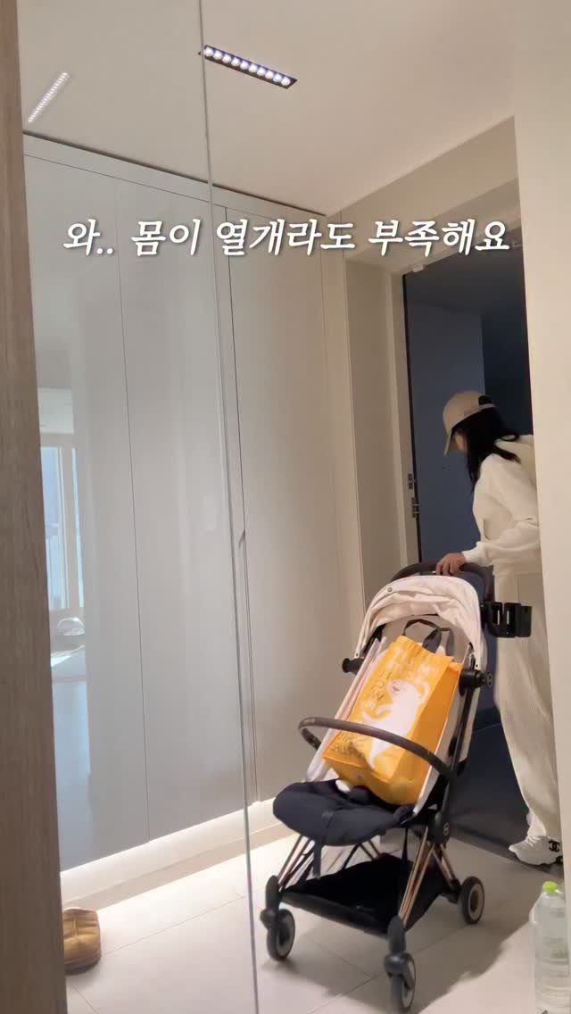 _liniworld_ 게시물 이미지: (화캉스세제..😆🫧🧽)

각잡고 청소할 시간도 없는 워킹맘은
샤워하면서 욕실청소까지...