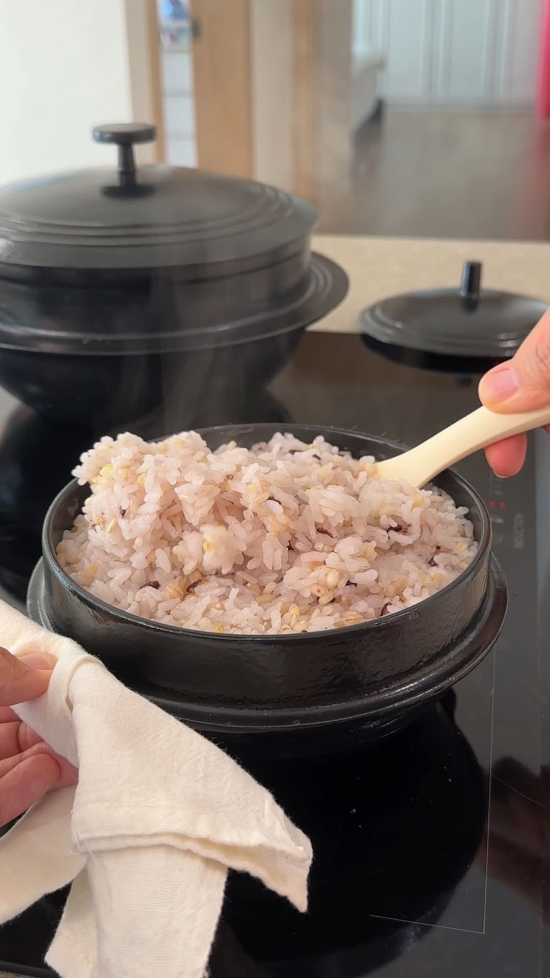 _liniworld_ 게시물 이미지: 영양제보다 효과 직방! 저희집 국물보약이에요💪🏻
일명 고기당면탕!!ㅎㅎ

국물에서...