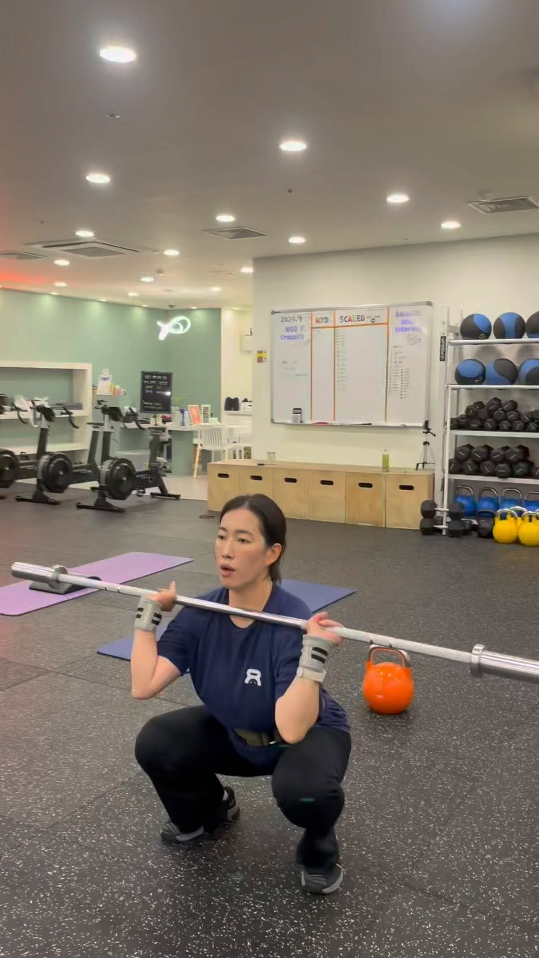 _mabijou_ 게시물 이미지: 이런저런 일들로 
한 템포 줄여도 
넘나 재밌는 #크로스핏

운동하면...