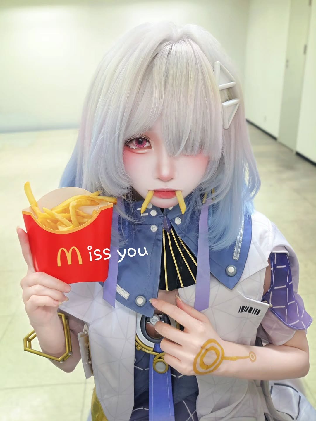 _mayomayoneze 게시물 이미지: Miss you🤍

#WutheringWaves #鳴潮 #cosplay #角色扮演 #コスプレ