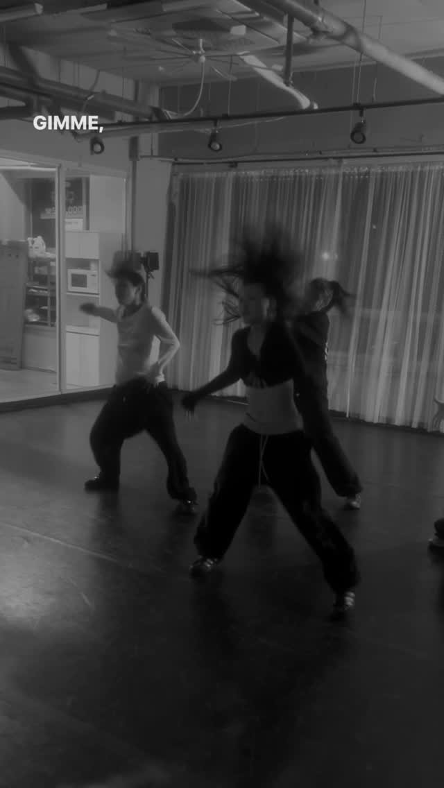 _mell0ow._ 게시물 이미지: @lm2nssss 🥵🥵

#gimmemore