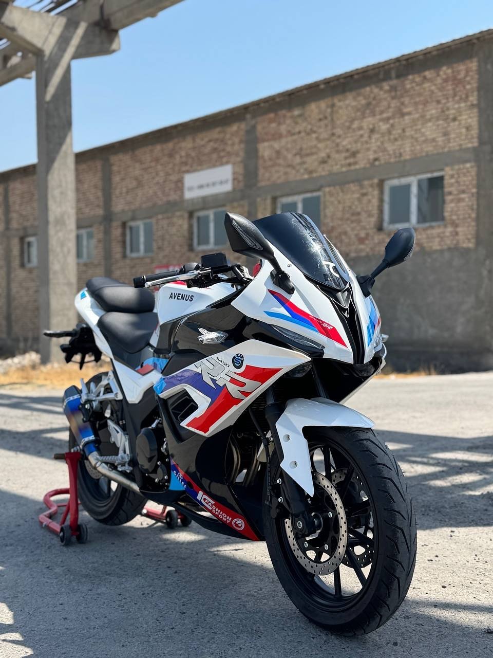 Photo by motolider on November 02, 2025. May be an image of dirt bike, motorcycle and text.