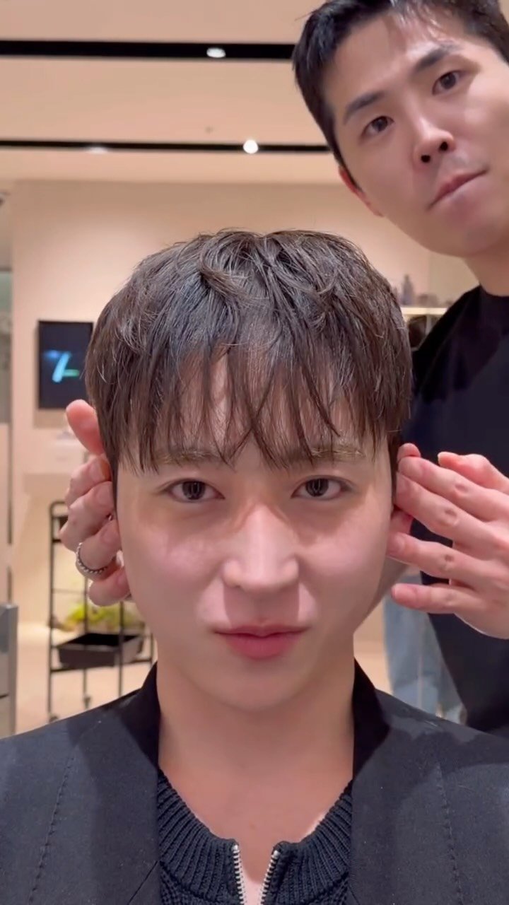 _mtaeho 게시물 이미지: 텍스쳐펌으로 남자의 선을 더 깔끔하게.
볼륨·결감·실루엣을 균형 있게 잡아주어
더...