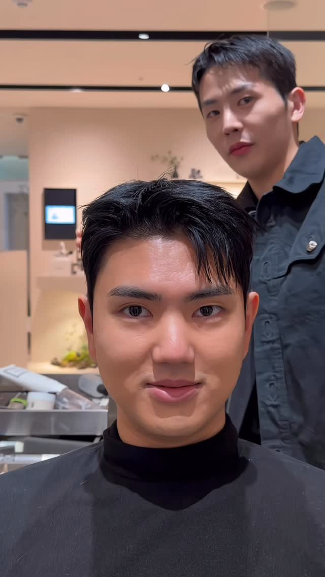 _mtaeho 게시물 이미지: 라인과 볼륨의 균형으로 분위기를 깔끔하게 잡아주는 스타일입니다 
이마를 살짝...