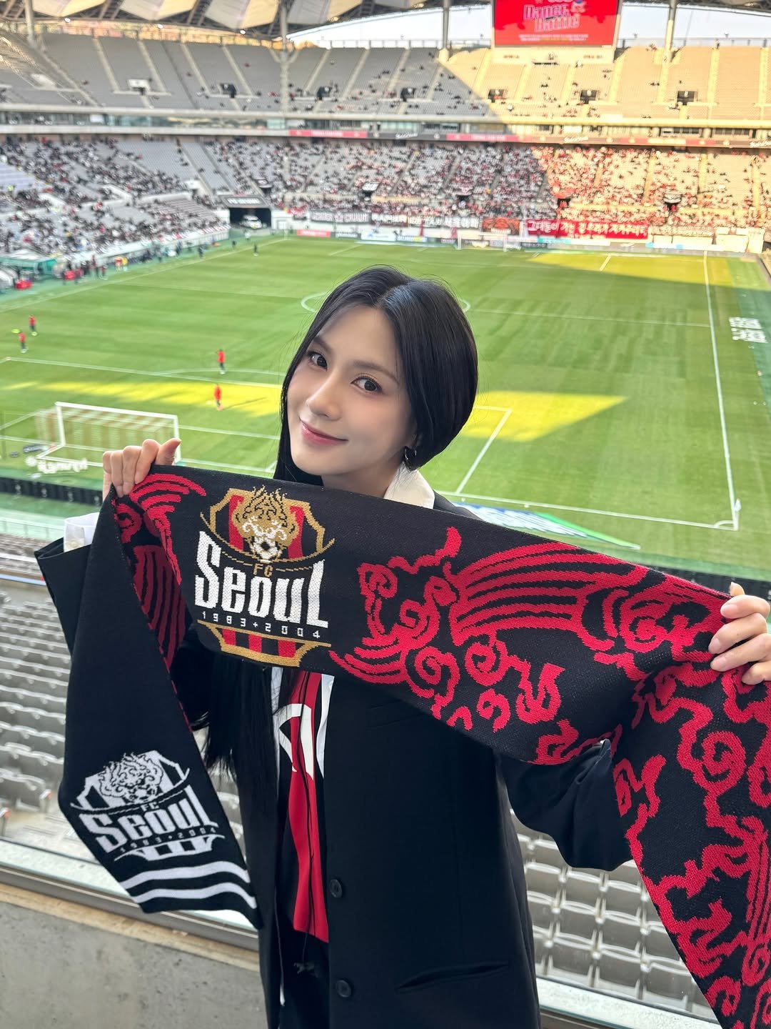 Photo shared by 오하영 Oh Hayoung on November 26, 2025 tagging @fcseoul. May be an image of stadium and text.