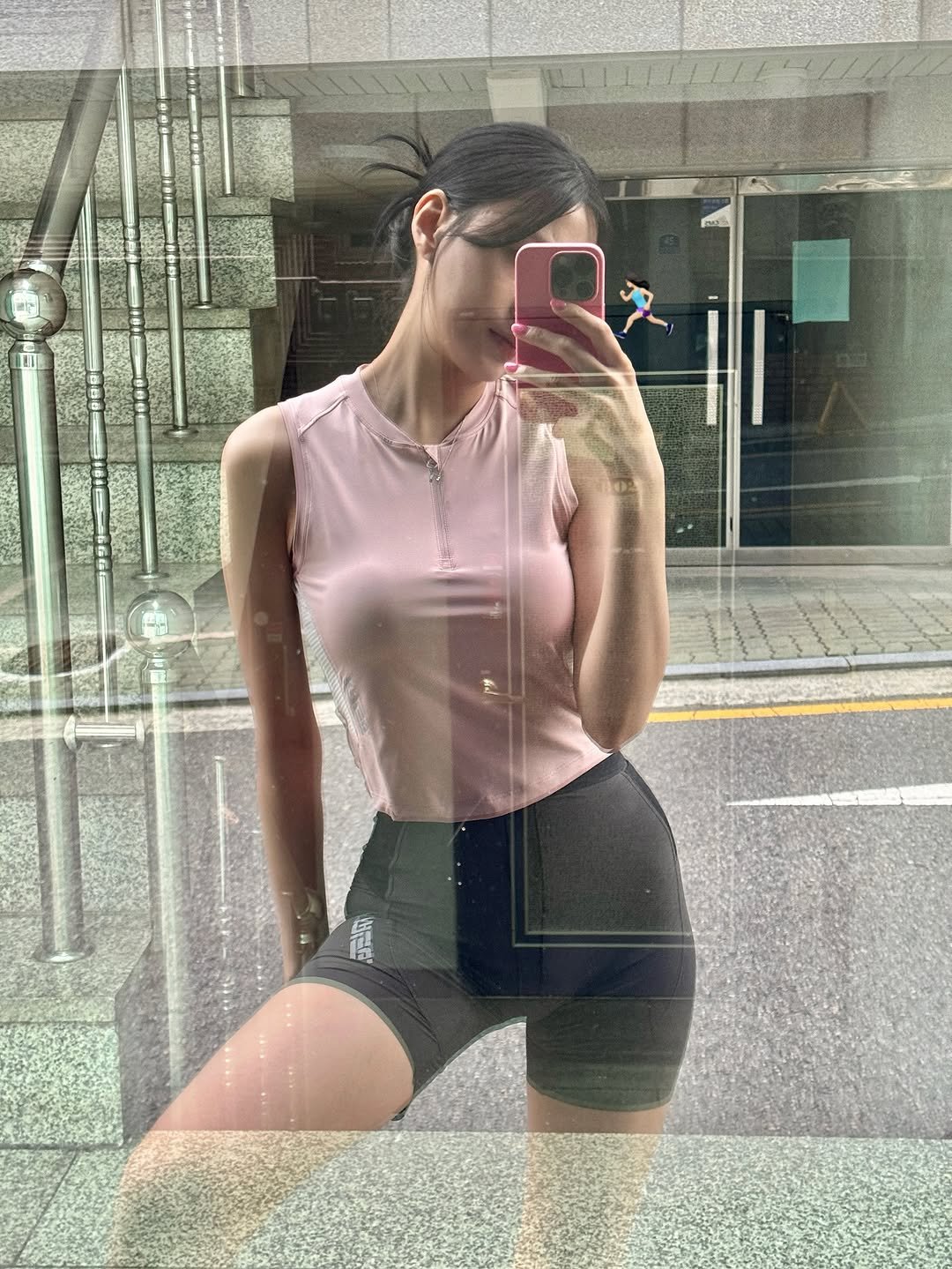 Photo by 오하영 Oh Hayoung on October 09, 2025. May be a selfie of 1 person, activewear, mirror, shorts, sportswear, miniskirt and text.