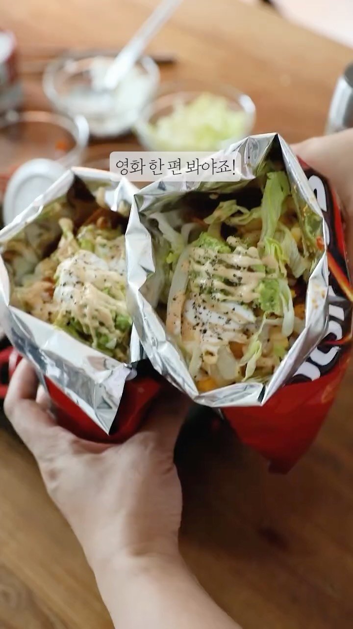 _panda__bear__ 게시물 이미지: 참치는 다이어트에만 좋은게 아니죠
그냥 맛있자나요 ㅋㅋㅋ

그냥 참치로 만들어도...