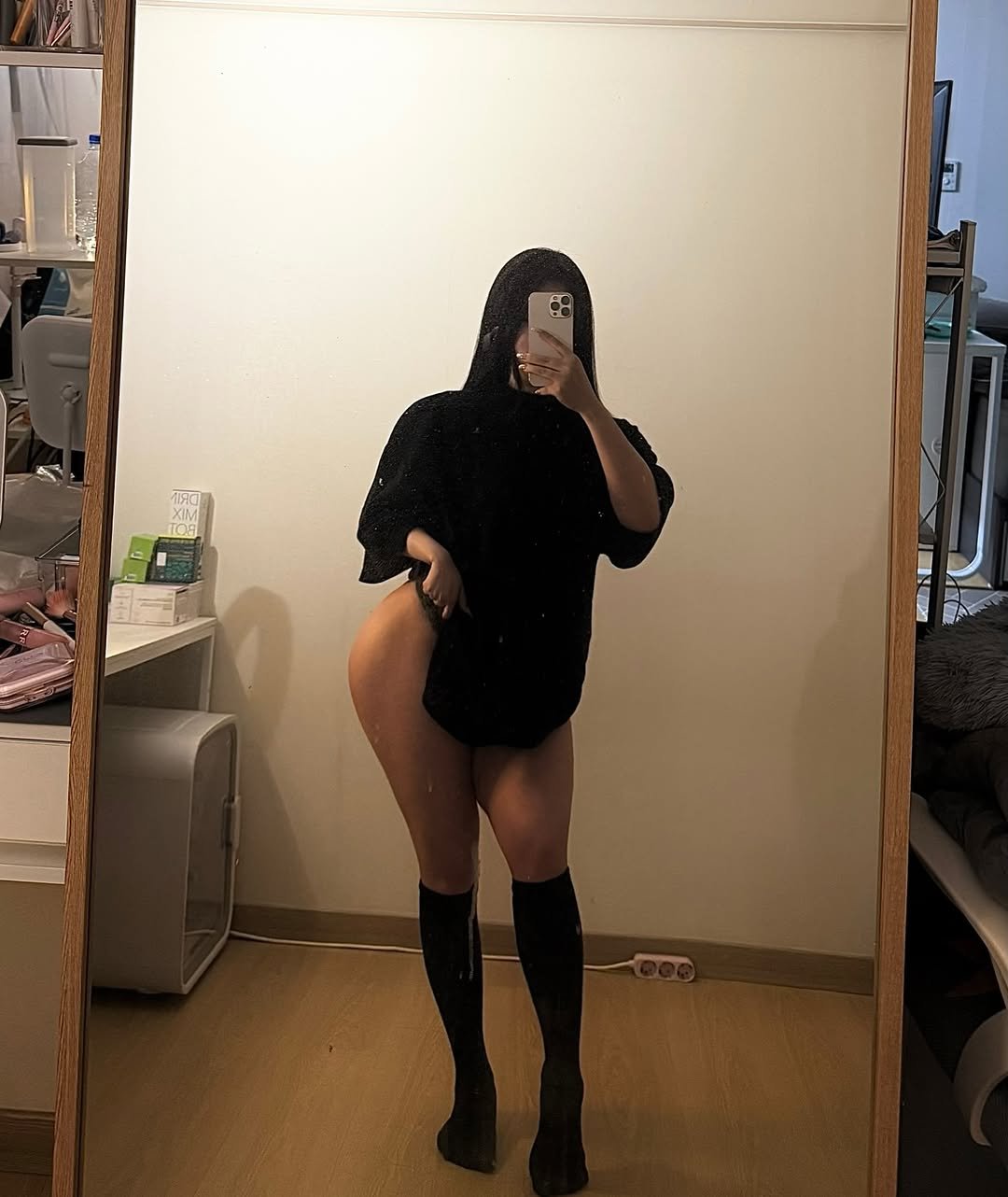 _peachme_ 게시물 이미지: 피치 & NEXIV

탄탄한 소재,
가볍게 입었는데
핏은 확실하게

(머슬핏 반팔티...