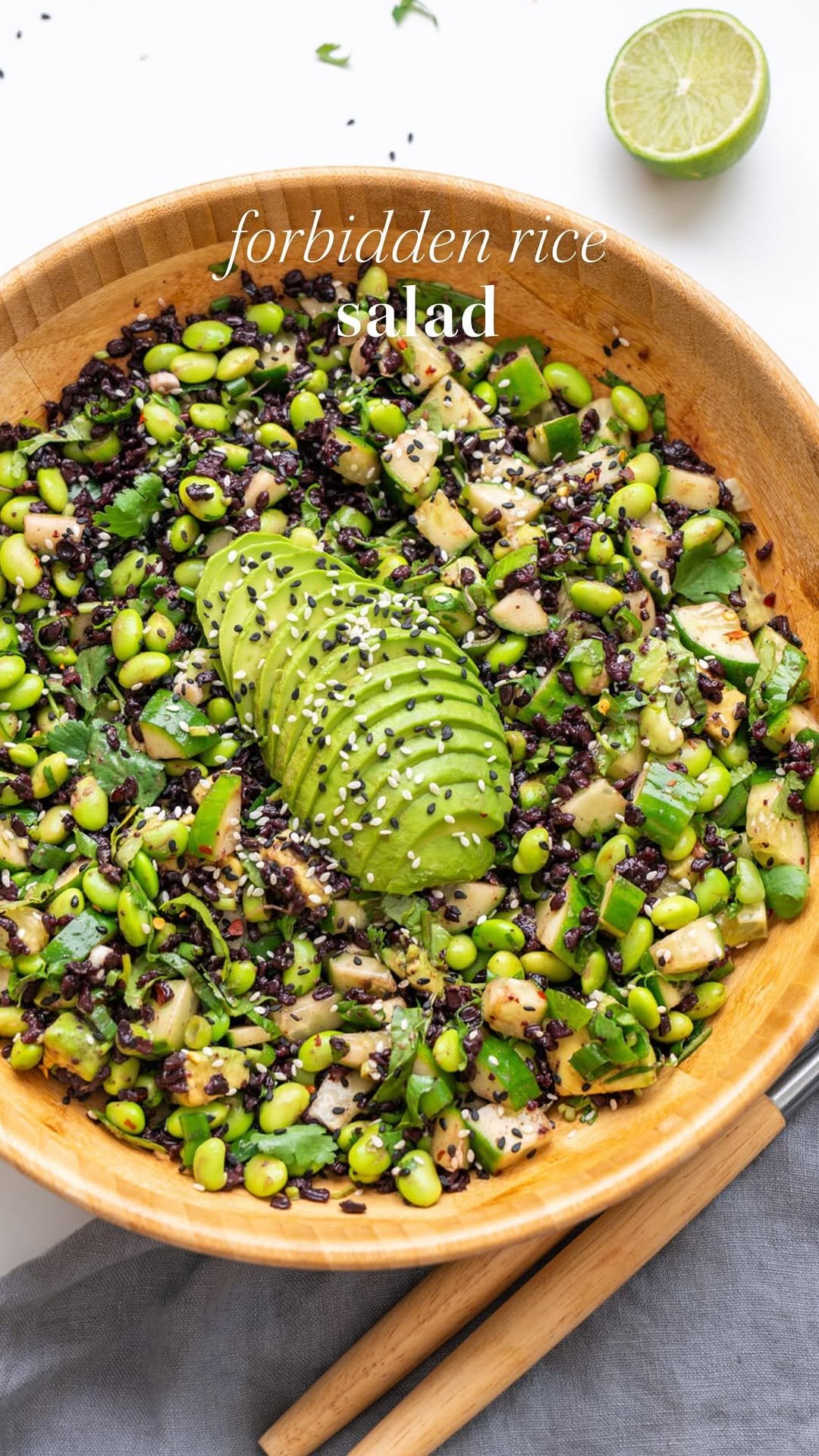 _plantbaes_ 게시물 이미지: Nine different plants in one bowl.

This...