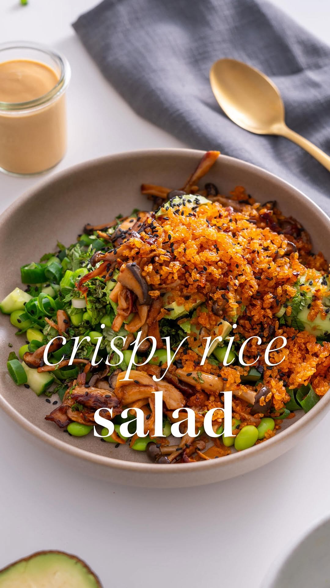 _plantbaes_ 게시물 이미지: Crispy Rice Salad with Gochujang...
