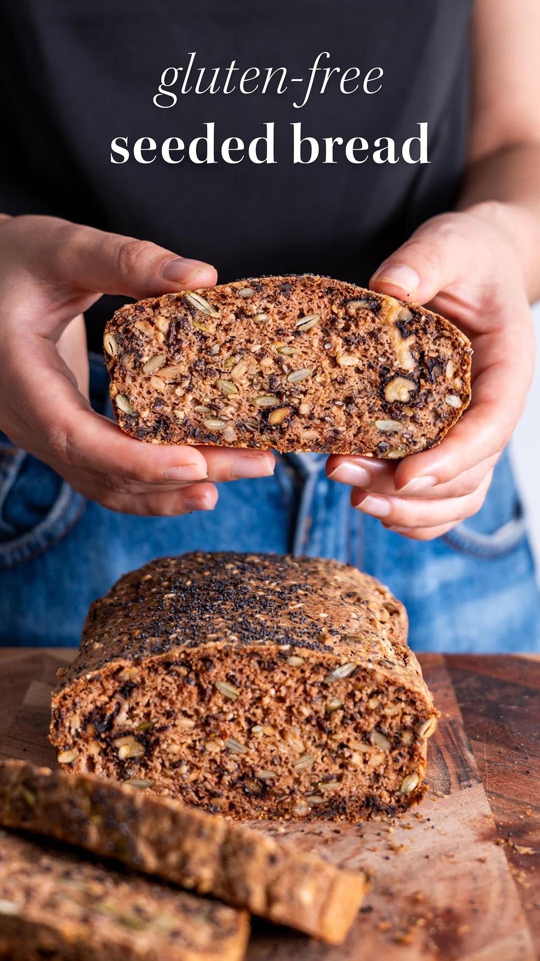 _plantbaes_ 게시물 이미지: Gluten-Free Seeded Bread

This hearty loaf is...