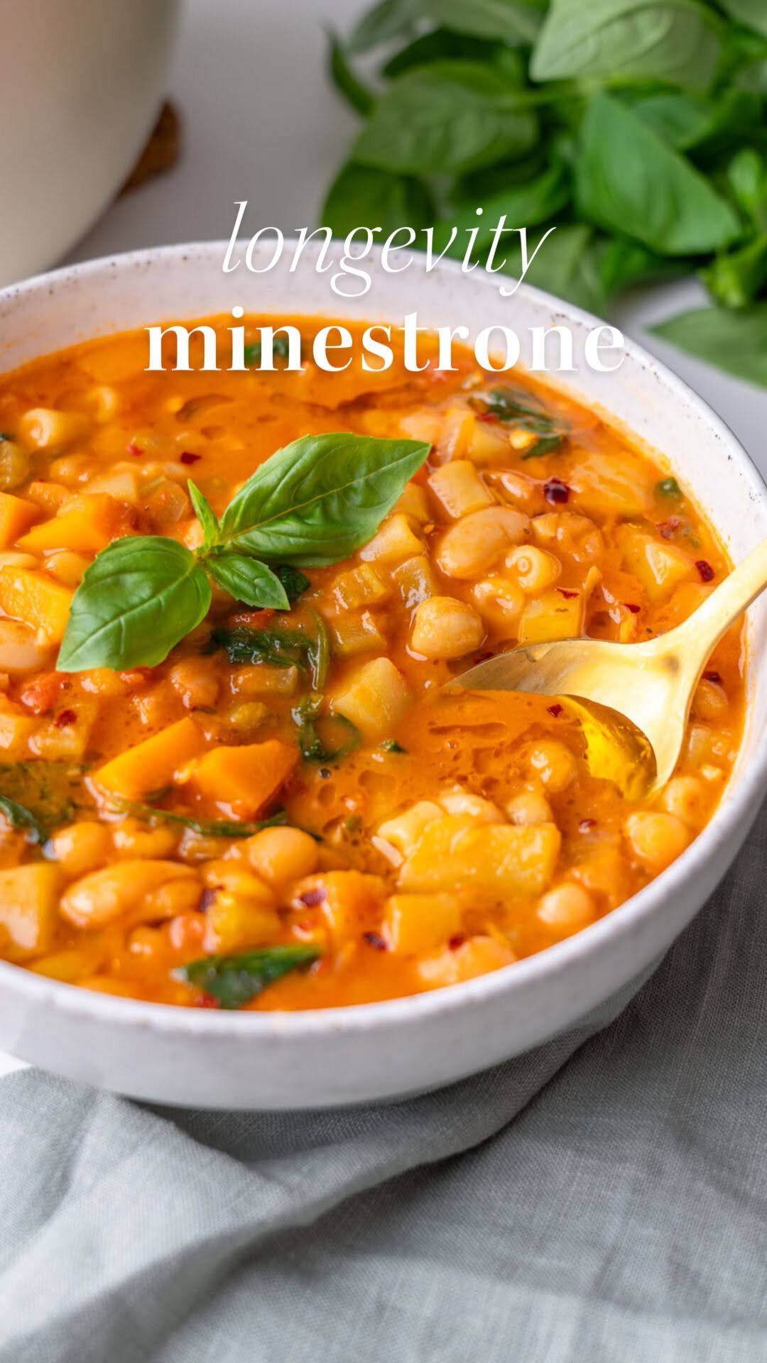 _plantbaes_ 게시물 이미지: This Longevity Minestrone is delicious, meal...