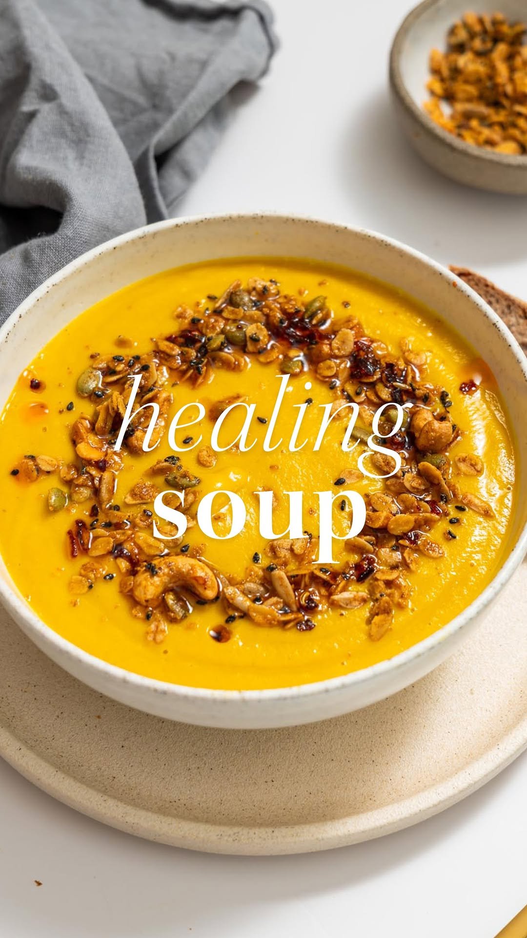 _plantbaes_ 게시물 이미지: Healing Butternut Squash Soup
A cozy,...