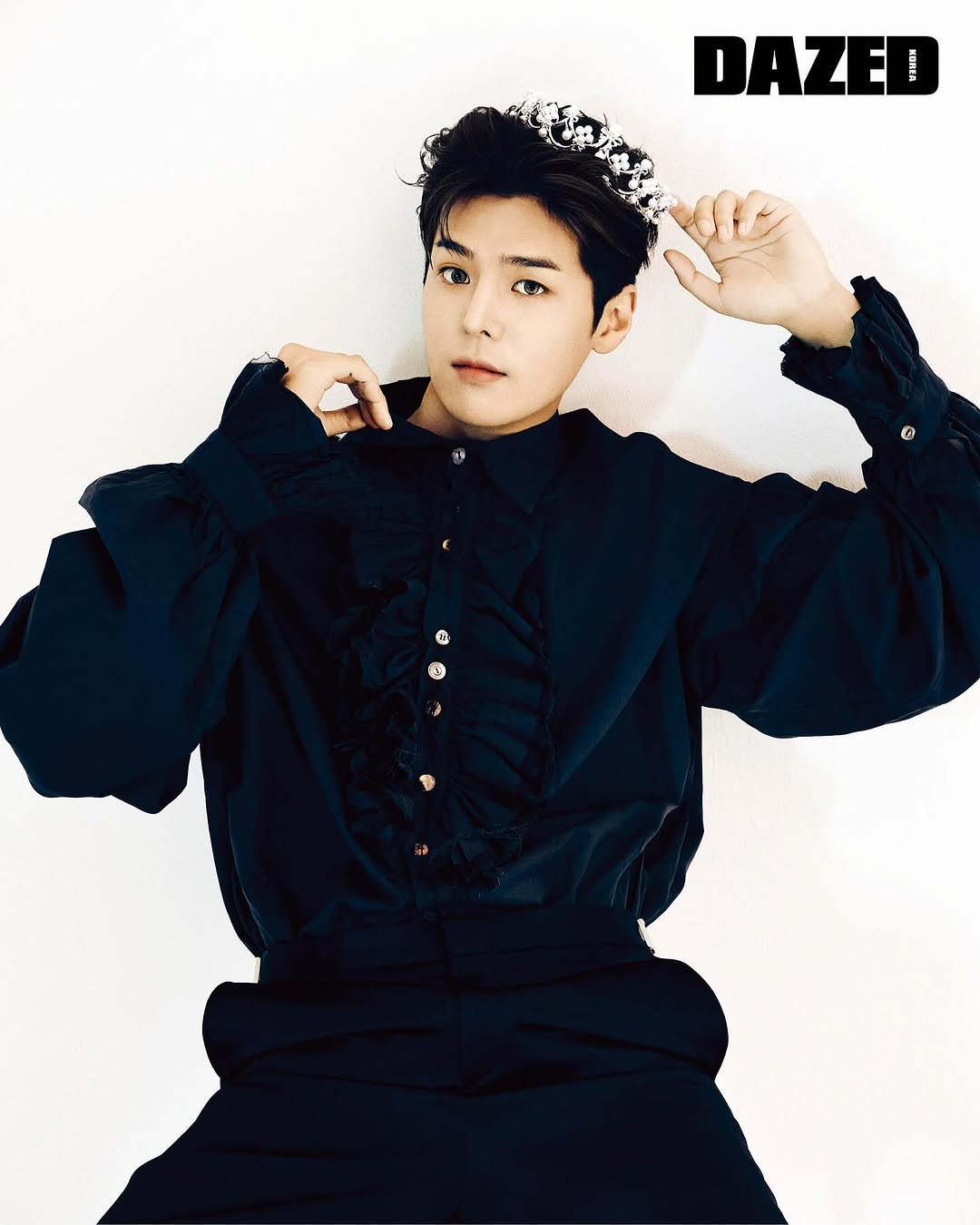 Photo shared by 려운 on April 23, 2025 tagging @dazedkorea.