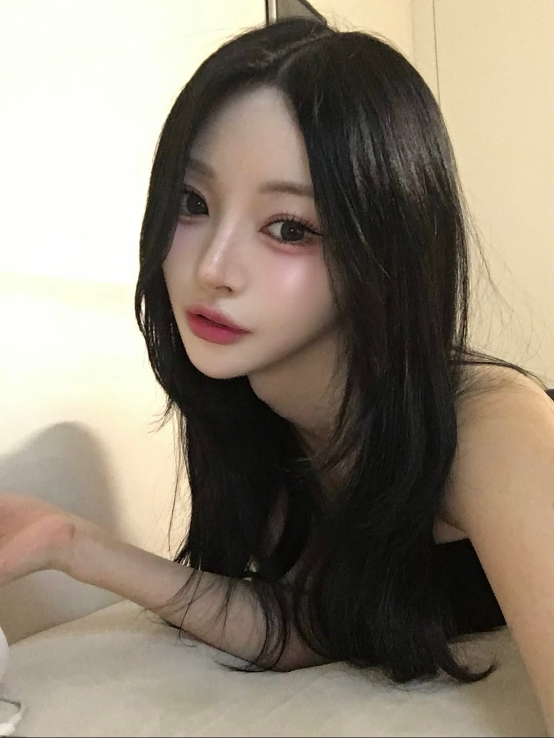 Photo by 주연 on August 31, 2025. May be an image of one or more people, hair and text.