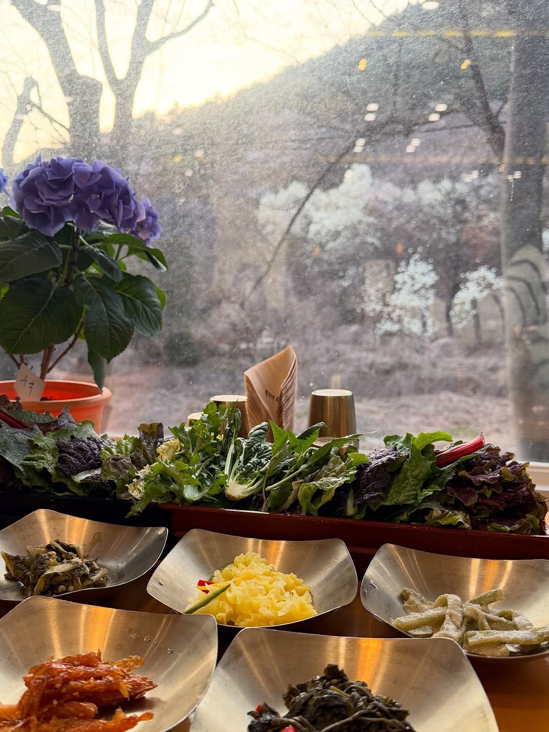 Photo by 시즈널키친 on April 18, 2026. May be an image of text.