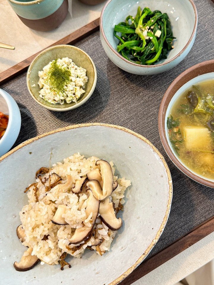 _seasonal.kitchen 게시물 이미지: 좋은 음식도 소화 안 된 채 장에 오래 머물면?
부패하면서 그게 ‘독’이...