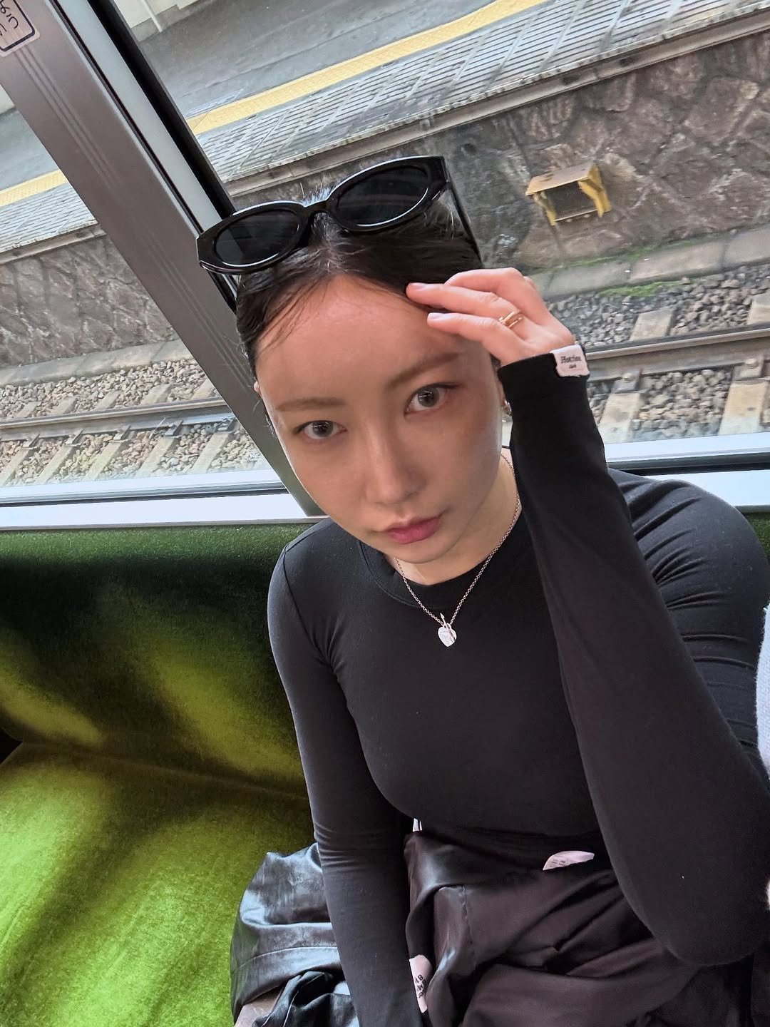 _seo_bini 게시물 이미지: 하도 걸어서 붓기는 빠지고 발은 아작나고😝
교토까지 슝~ 
발 다터진 셋째...