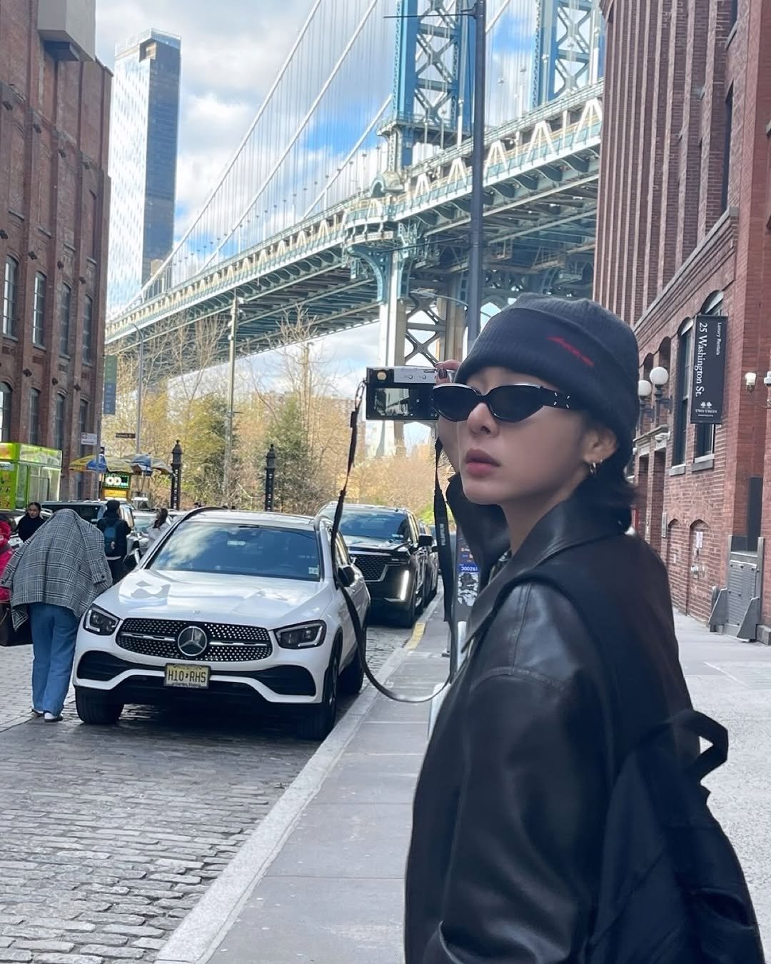 Photo by 설인아 sᴇᴏʀɪɴᴀ on April 09, 2025.