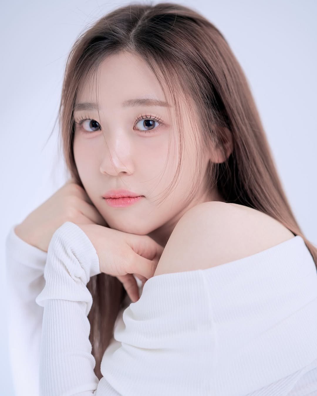 Photo shared by 이수빈 on February 01, 2024 tagging @blnk_ran, and @blnk_strudio.