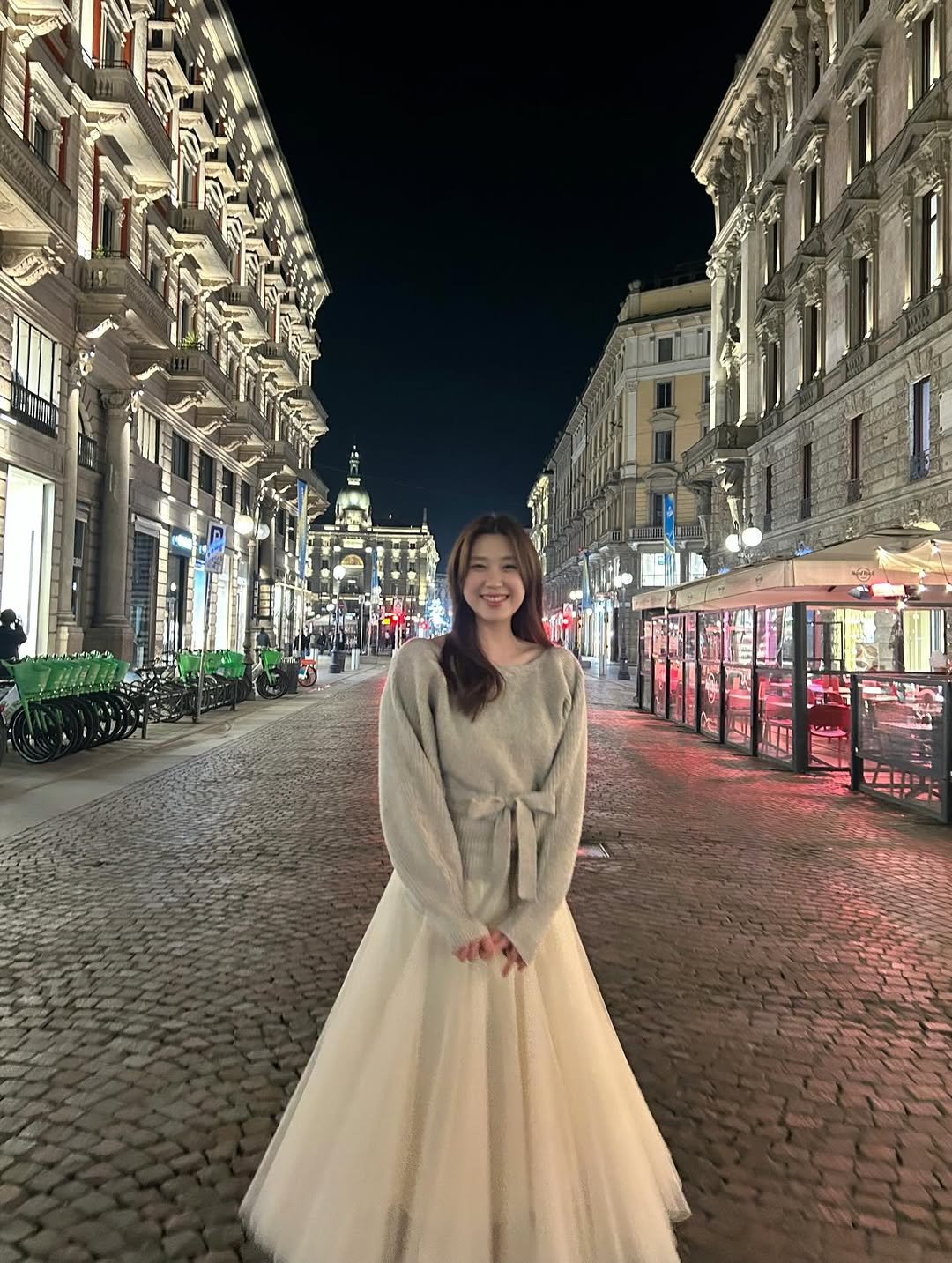 Photo by 이수빈 on February 23, 2026. May be an image of dress and text.