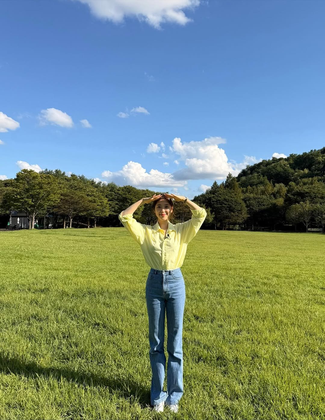 Photo by 이수빈 on September 18, 2025. May be an image of 1 person, grass and text.