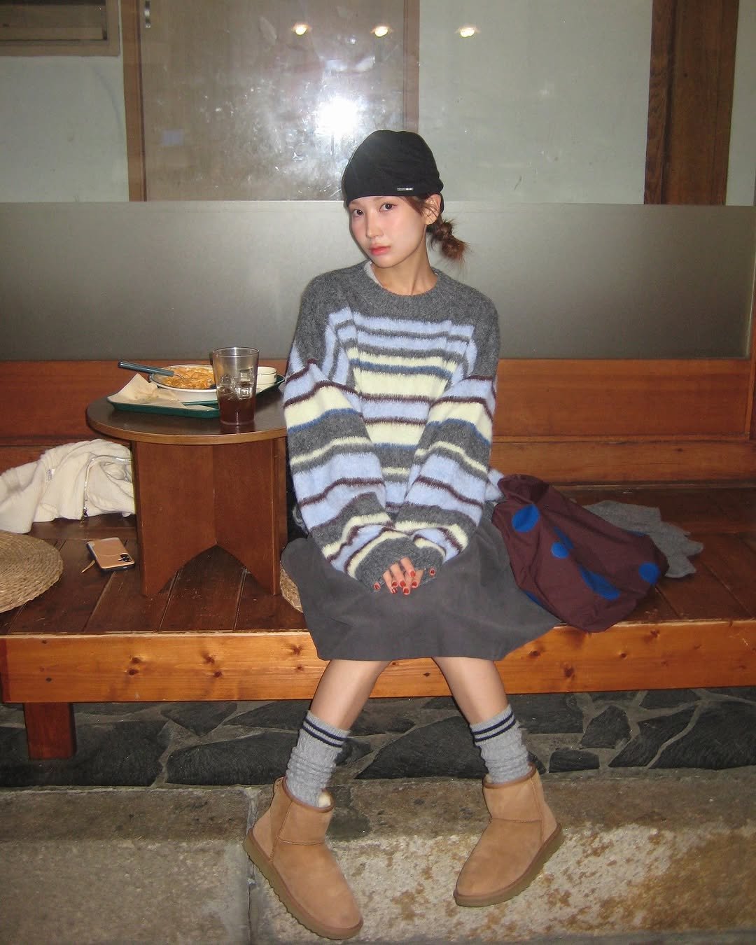 Photo shared by 유니 on November 14, 2025 tagging @acoc_official. May be an image of duffle coat, turtleneck, boots, sweater, knit, beret, parka and text.