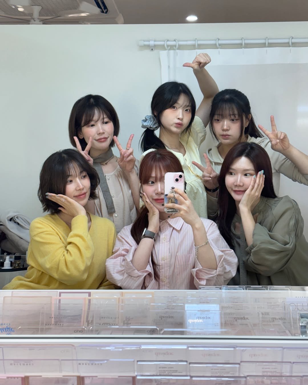 _uily_se 게시물 이미지: 오늘 #유일리데이 🍑🤎 = 웜톤데이 ☁️

요즘 정말 정신없이 바쁜 나날들의...