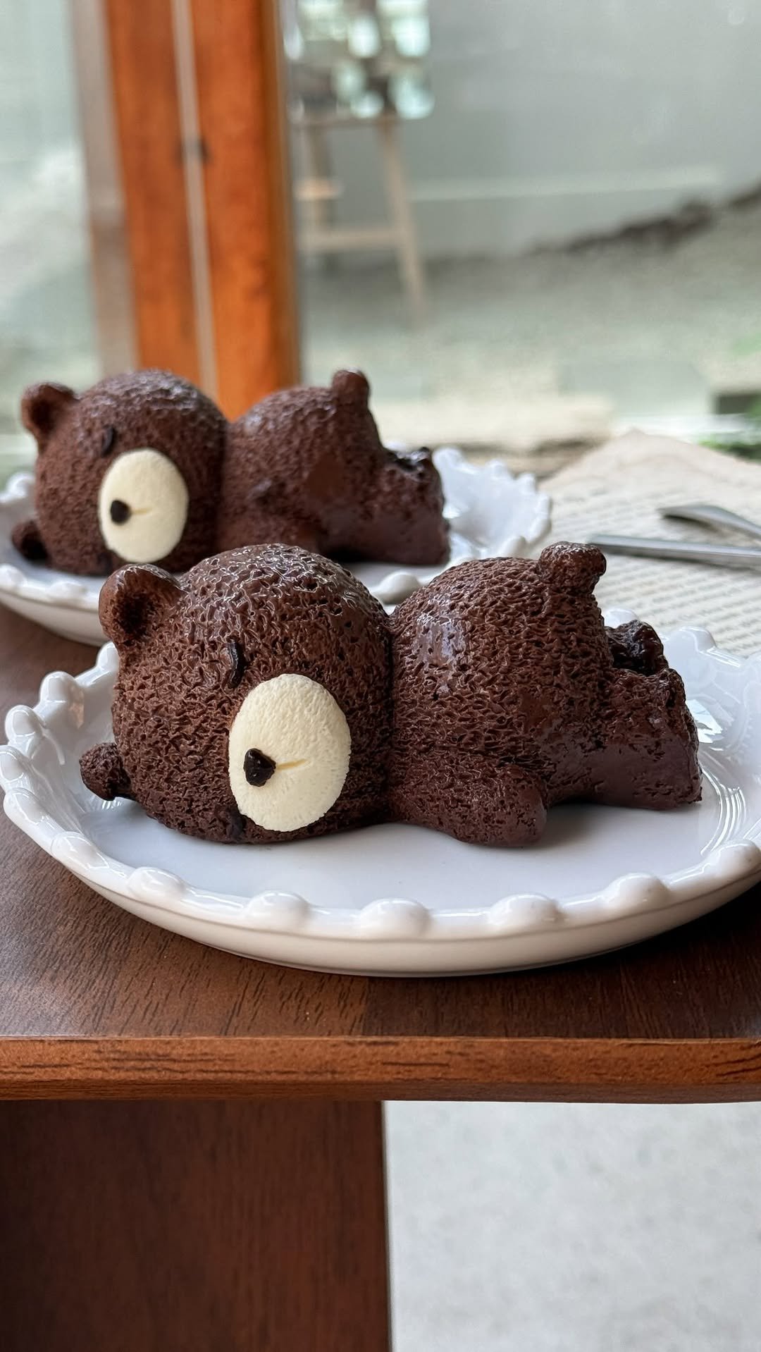 _withhelen 게시물 이미지: i know i know…i had too 🧸🎀🤎
