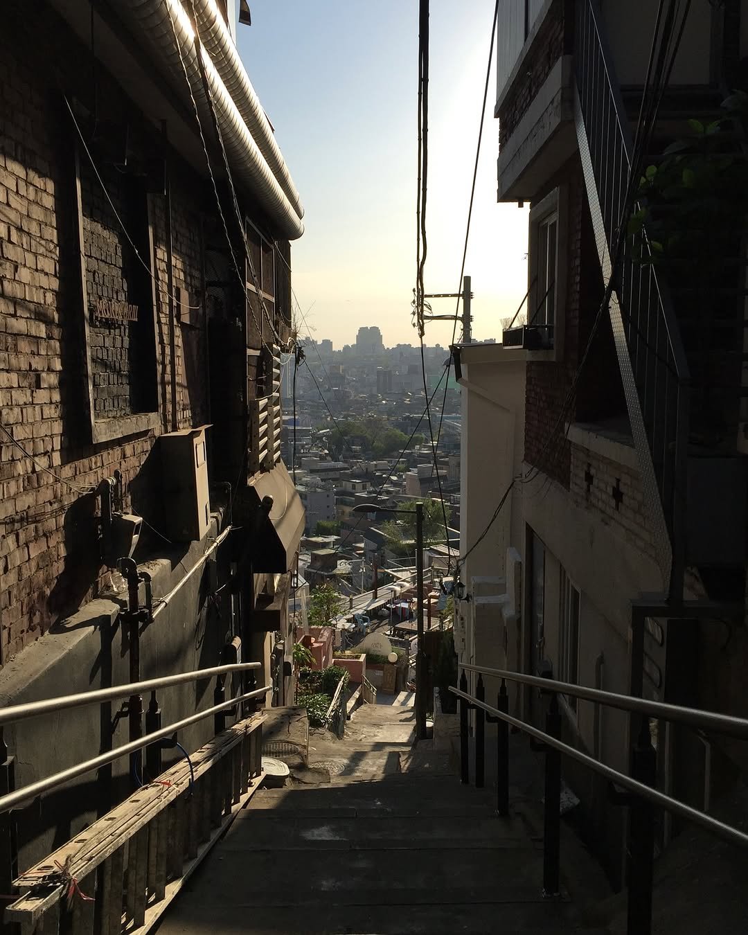 Photo by 유정 ユジョン on April 30, 2025.