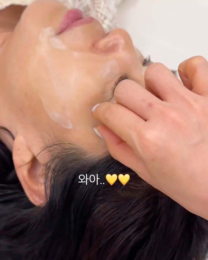 a.esthetic01 게시물 이미지: ㅋㅋㅋㅋㅋ 뒷부분에 아빠 비포앤에프터도 봐주세요

어재 진짜 역대급 (?)ㅋㅋㅋㅋ...