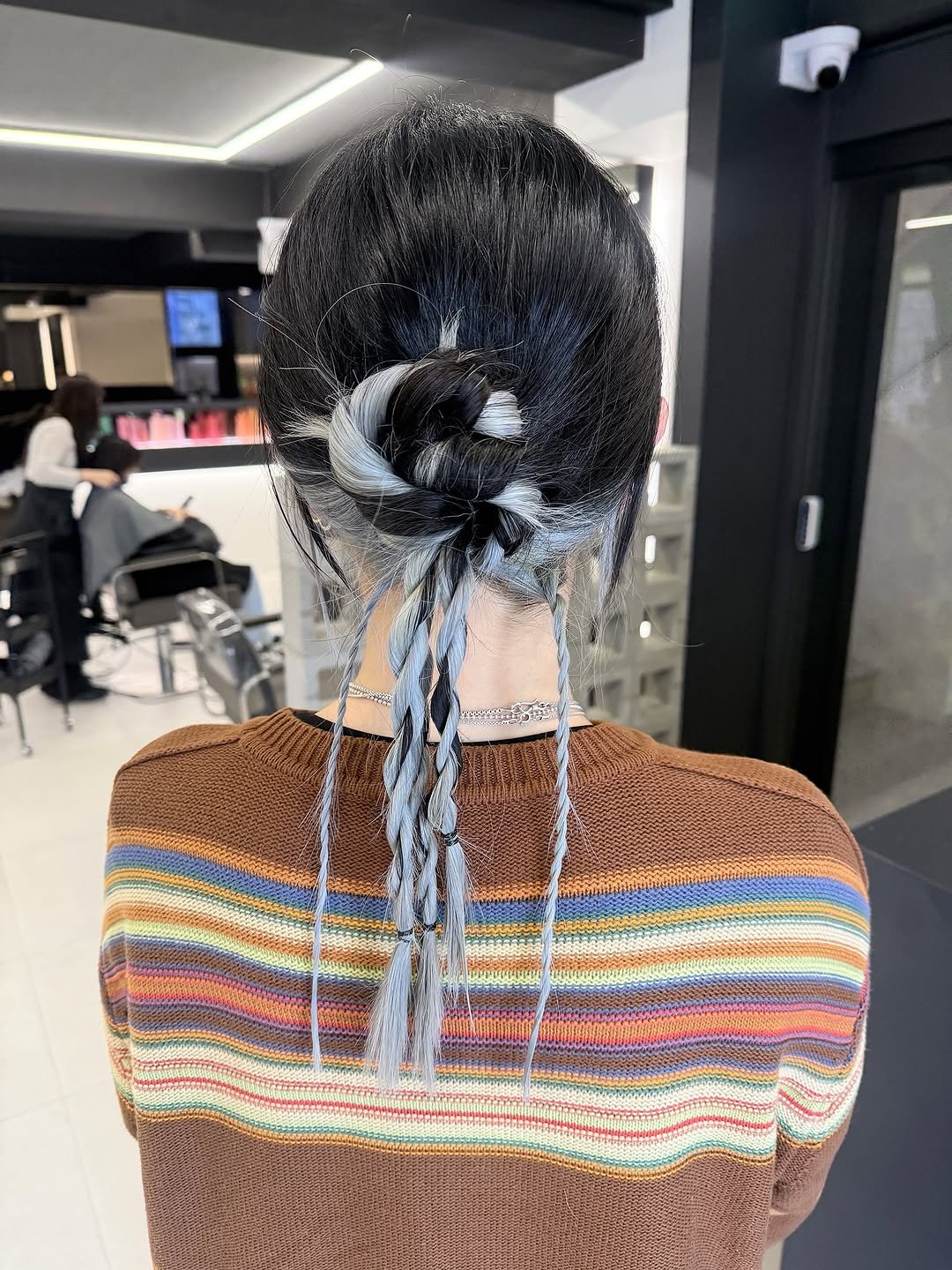 a.noi_dahee 게시물 이미지: 홍대 연남 사이 위치에 있는 에이노이헤어 다희부원장 입니다!
블랙/화이트그레이...