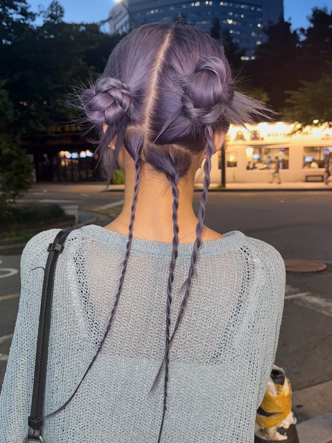 a.noi_dahee 게시물 이미지: 에이노이헤어 연남점 다희 부원장 입니다 

밤에 봐도 이쁜 라벤더애쉬
헤어어레인지...