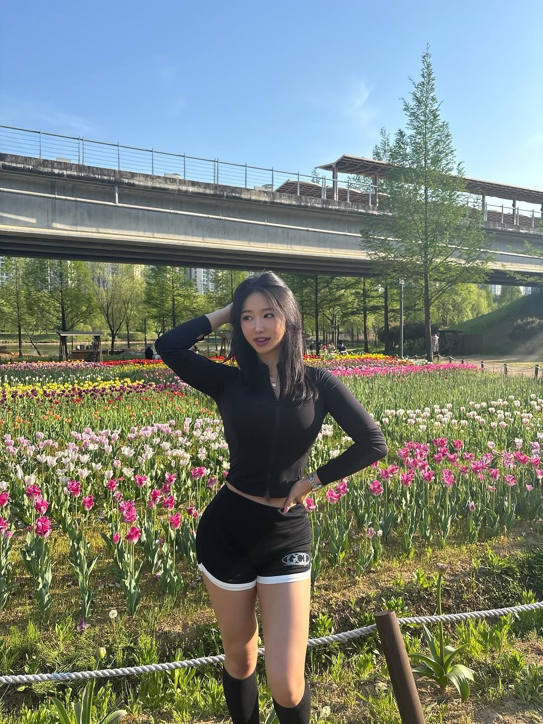 a_manda_nya 게시물 이미지: 머찐 은세언니 첫대회😚✨🤍

대회장에 가보니 심장이 두근두근 오늘 운동 3시간...