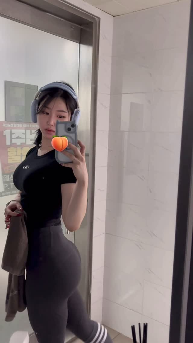 a_manda_nya 게시물 이미지: 스토리 올리려다 릴스 올려버리기

요즘 정말 넘무 덥지 않나요😂 밖에서 3분...