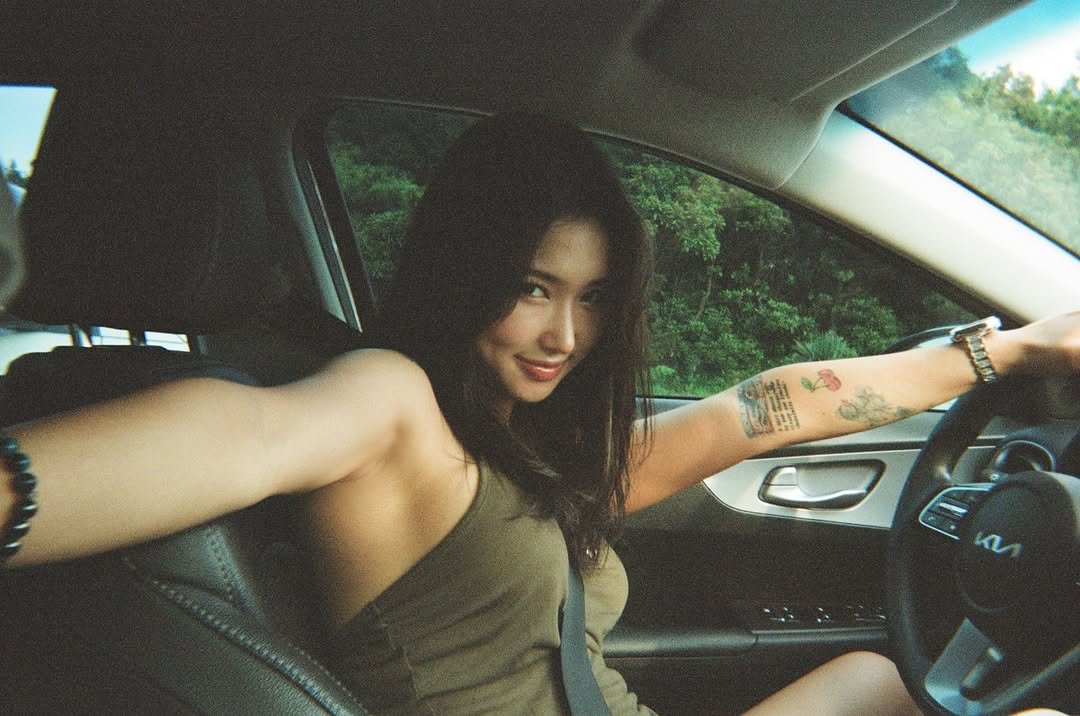 a_manda_nya 게시물 이미지: 삶은 소유하는 것이 아니라 경험하는 것이라 믿는다.

지나간 것에 매달리지...