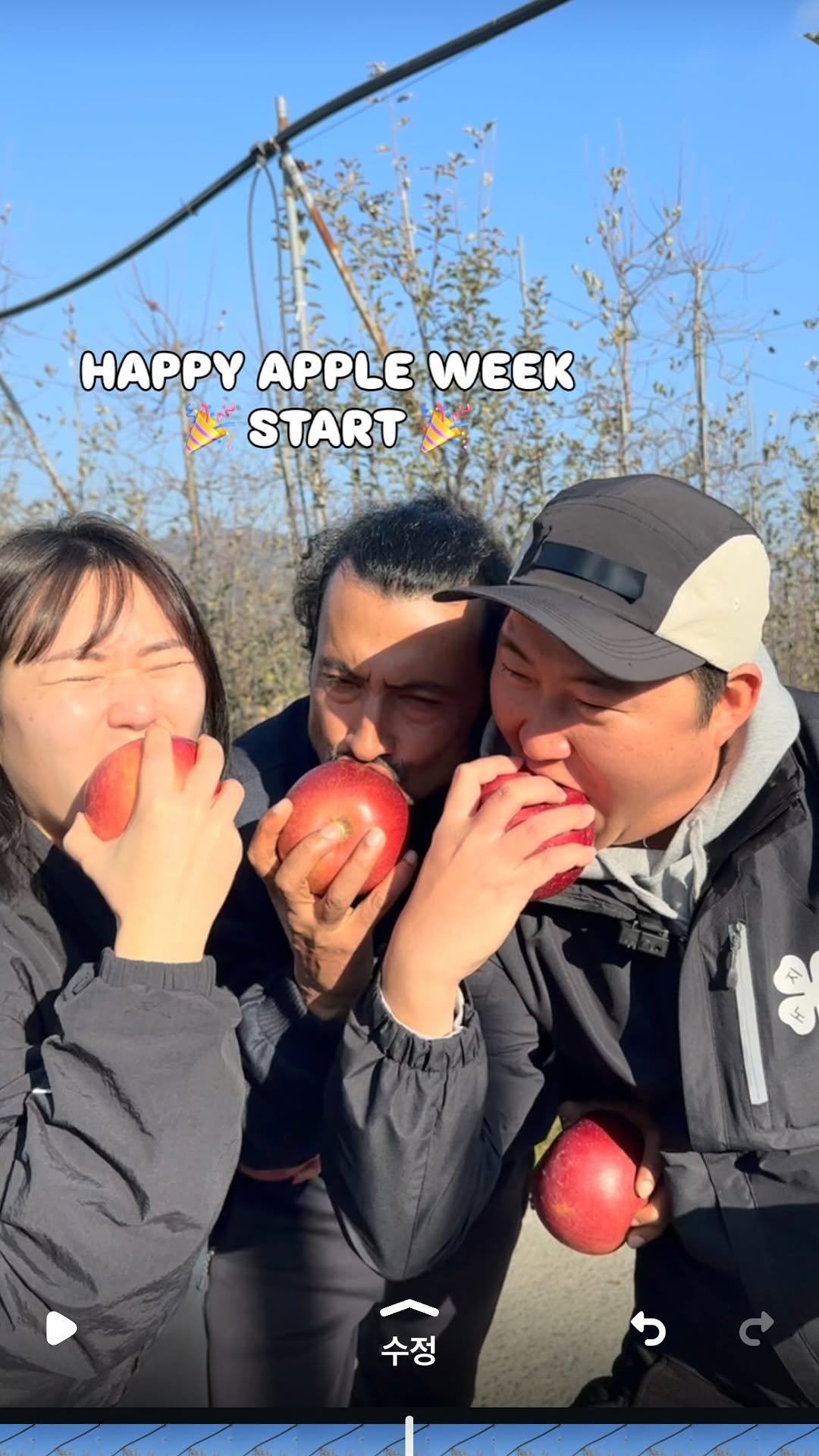 a_shy_apple 게시물 이미지: 누가 젤 잘추나요
ㅋㅋㅋㅋㅋㅋㅋㅋㅋ

축제처럼 즐거운 느낌 내고 싶었는데 
걍 동네...