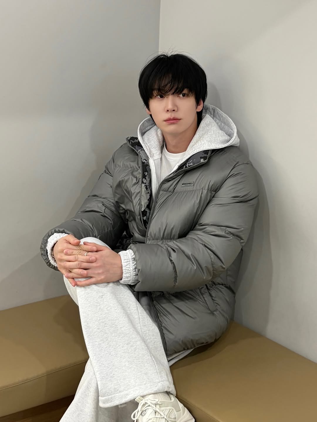 Photo shared by 안재현 on November 28, 2025 tagging @discoveryexpedition_kr.