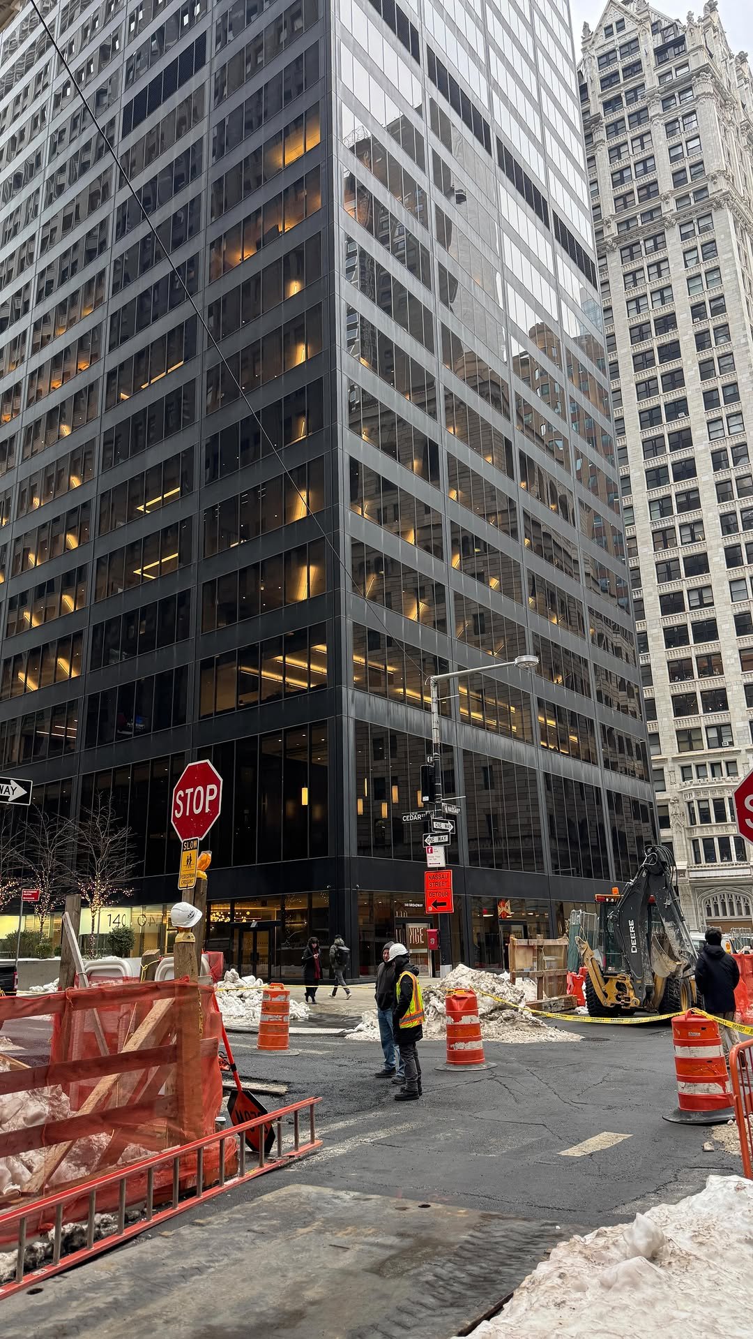 aaoa_world 게시물 이미지: Concrete bag in NYC