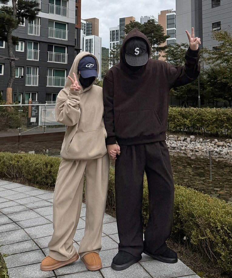 aboutus_kr 게시물 이미지: 겨울 내내 함께할 수 있는 코듀로이 세트☃️