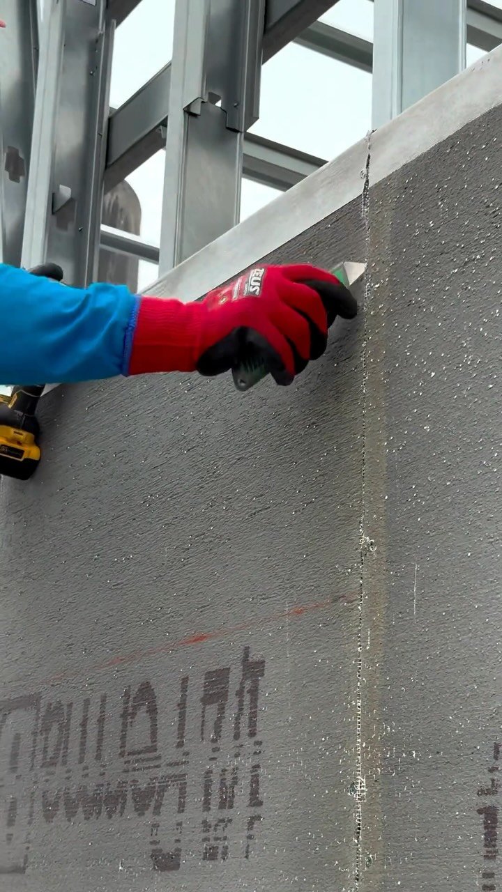 academia.drywall_hogar 게시물 이미지: las lluvias deshacen una casa de Drywall? 
FALSO !