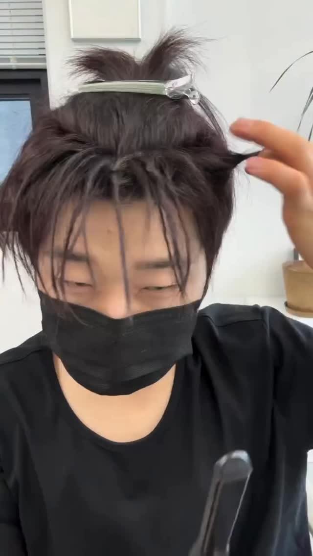 acide_pluie 게시물 이미지: 심심했던 미용사 

현재 저와 함께할 팀원을 구하는중입니다! 자세한 내용은 프로필...