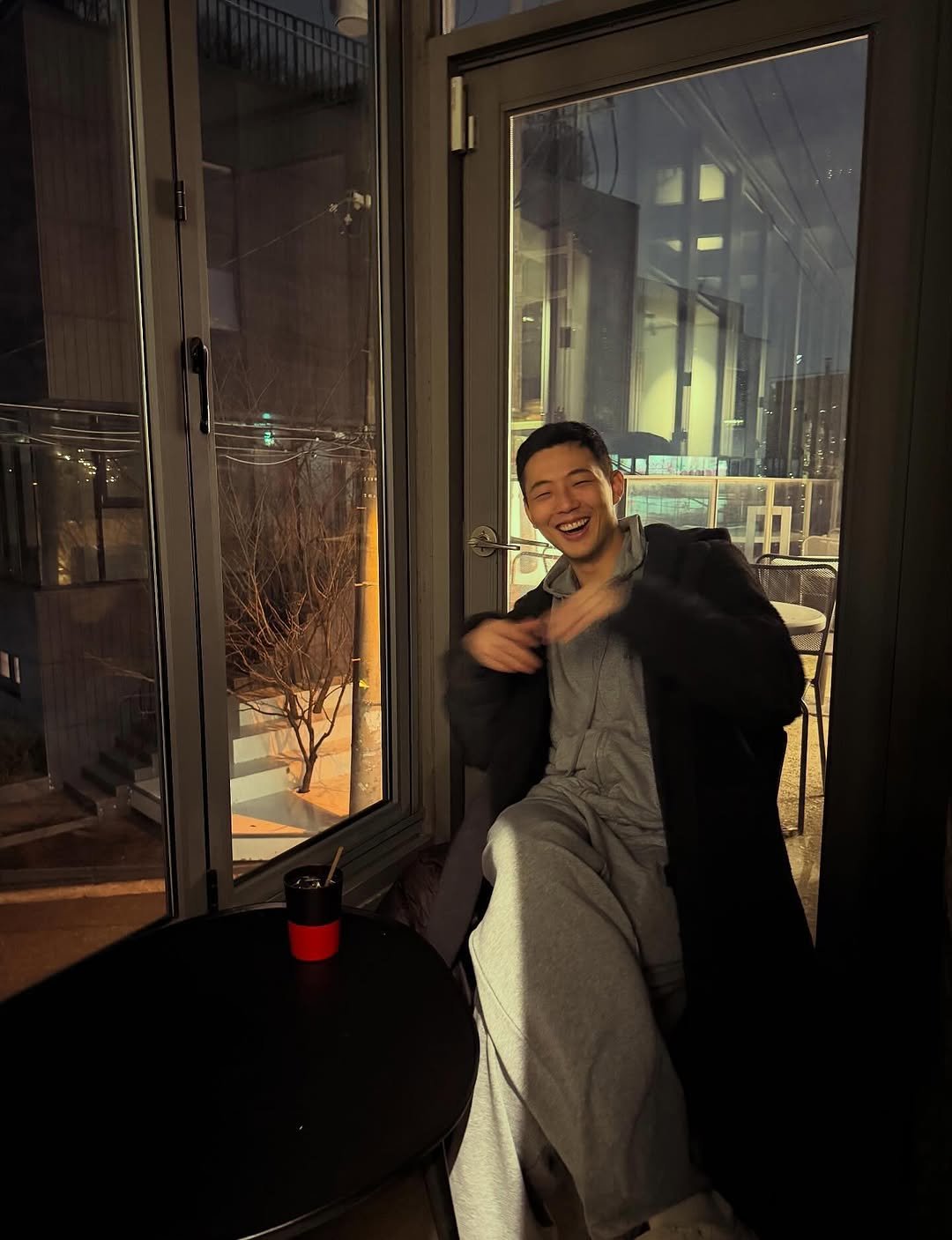 Photo shared by Kim Ji Soo on December 28, 2025 tagging @blackpurple.kr.